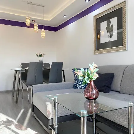 Violet Apartment *
