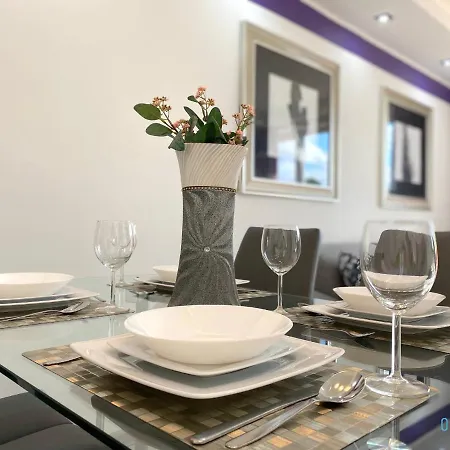 Violet Apartment